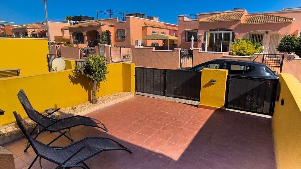 2 soveværelse Lejlighed til salg i Los Montesinos - € 139.950 (Ref: 10073282)