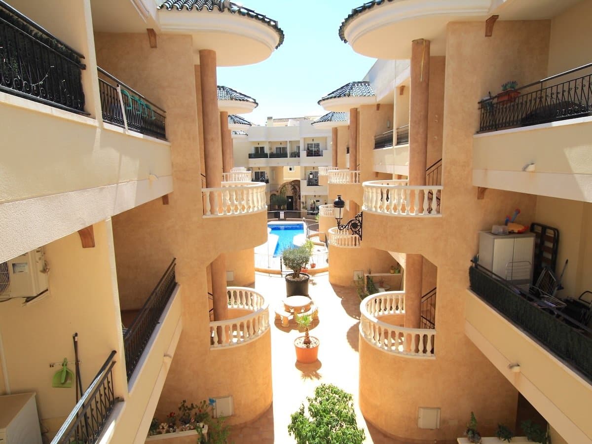 2 quarto Apartamento para venda em Jacarilla com piscina - 128 000 € (Ref: 10076734)