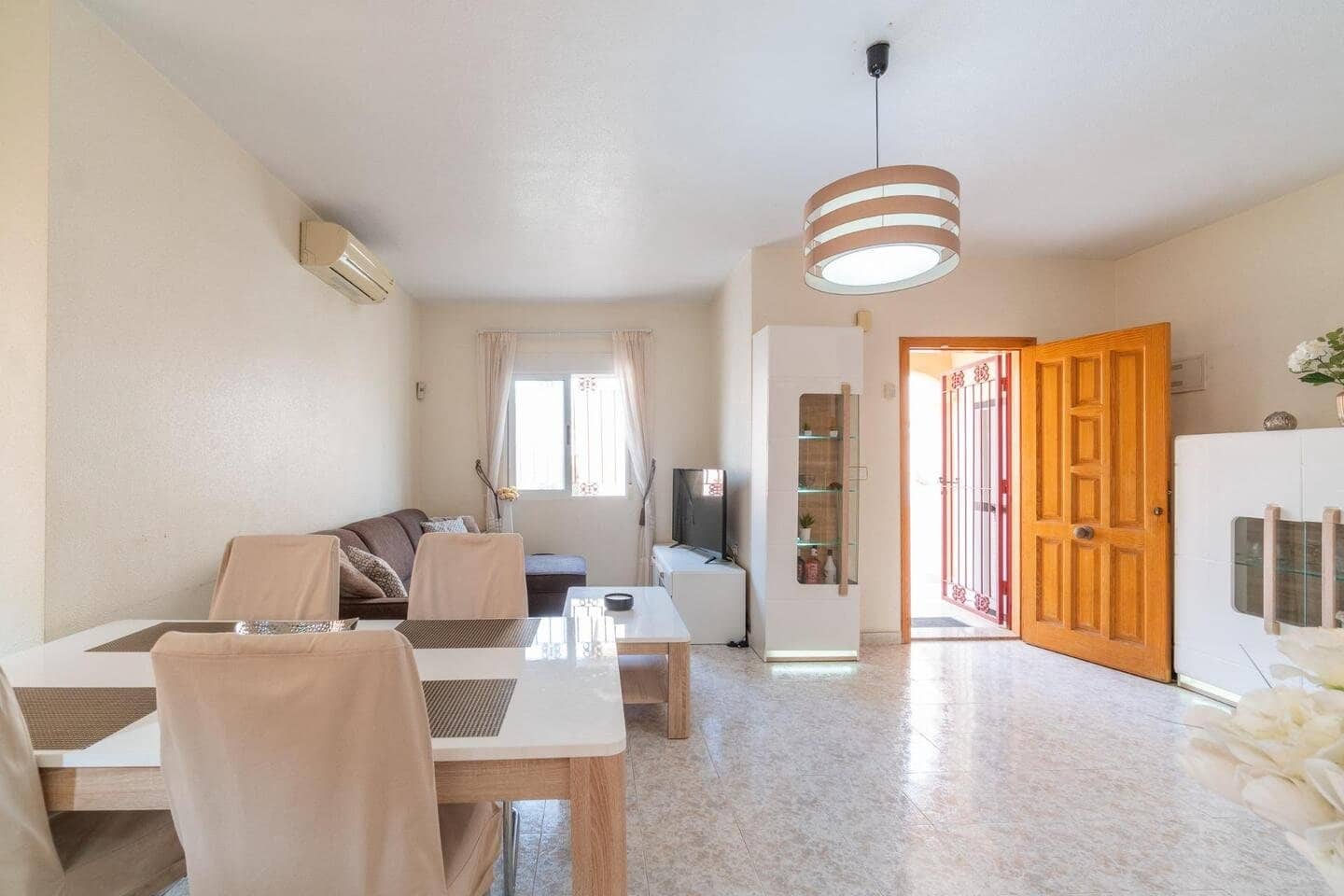3 quarto Casa em Banda para venda em Playa Flamenca - 225 000 € (Ref: 10076849)
