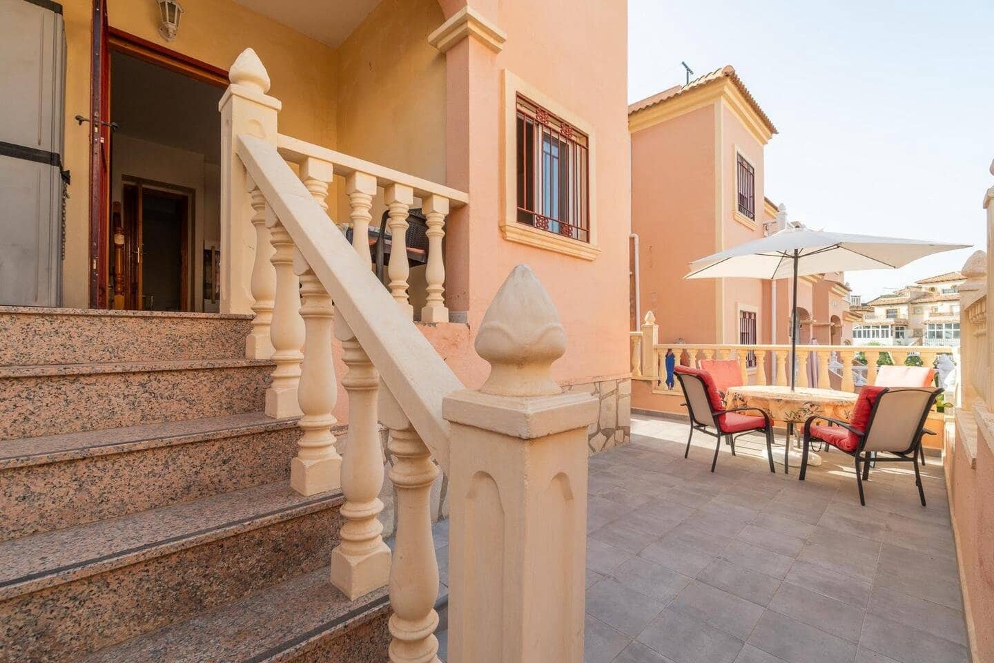 3 quarto Casa em Banda para venda em Playa Flamenca - 225 000 € (Ref: 10076849)