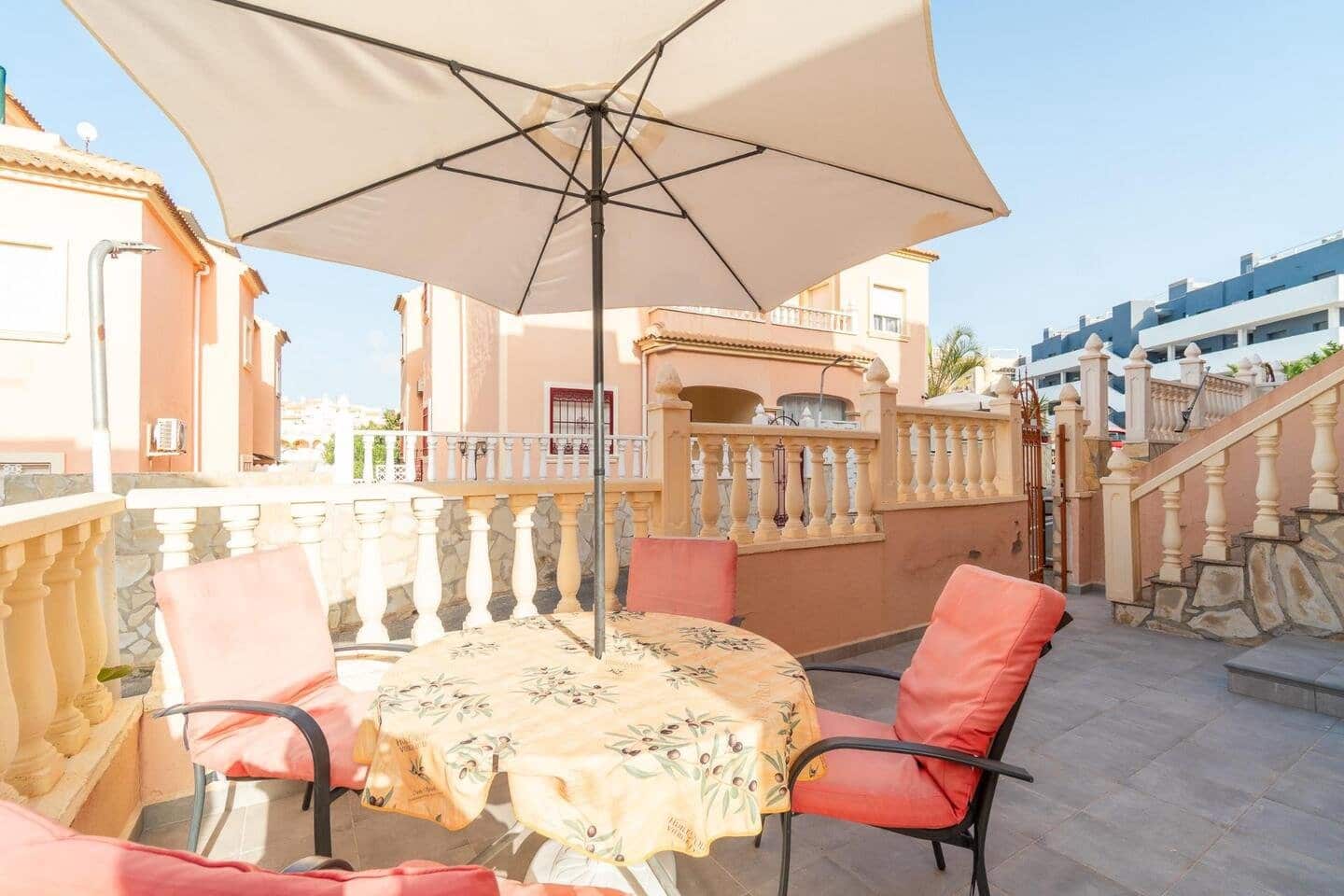 3 quarto Casa em Banda para venda em Playa Flamenca - 225 000 € (Ref: 10076849)