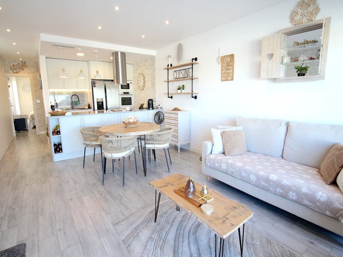 3 chambre Villa/Maison à vendre à Daya Vieja avec piscine - 375 000 € (Ref: 10076850)