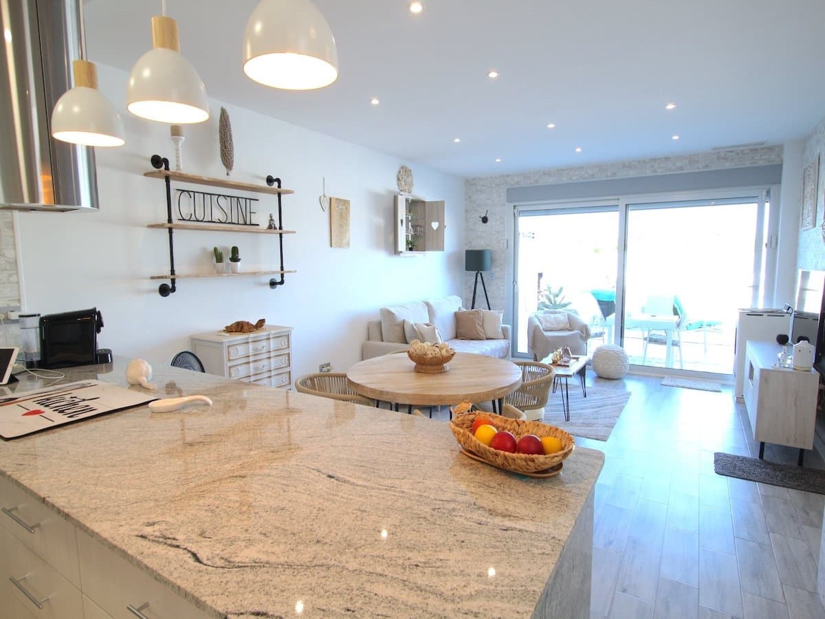 3 chambre Villa/Maison à vendre à Daya Vieja avec piscine - 375 000 € (Ref: 10076850)