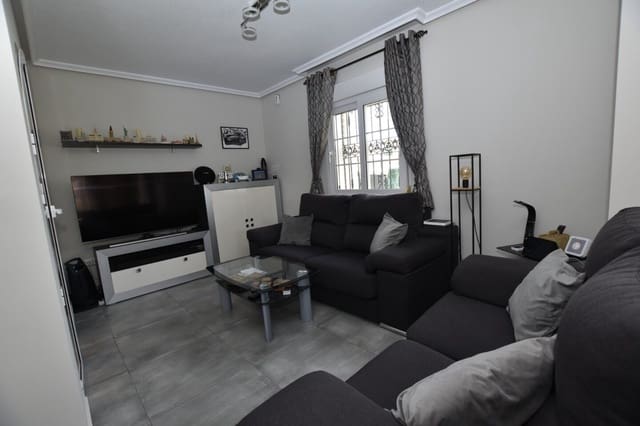 Chalet de 3 habitaciones en Villamartin, Orihuela en venta con piscina - 424.000 € (Ref: 10079971)
