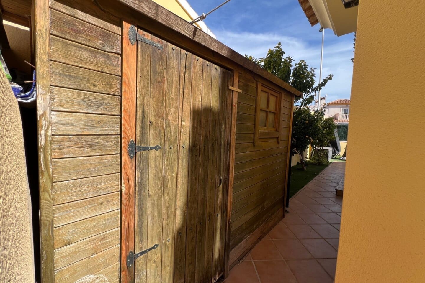 Chalet de 3 habitaciones en Villamartin en venta con piscina - 424.000 € (Ref: 10079971)