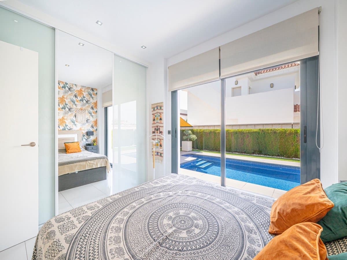 3 soverom Villa til salgs i Ciudad Quesada med svømmebasseng - € 550 000 (Ref: 10098517)