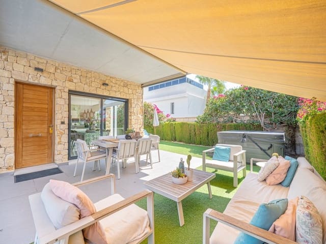 3 soverom Villa til salgs i Ciudad Quesada, Rojales med svømmebasseng - € 550 000 (Ref: 10098517)