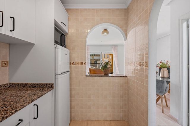 2 sovrum Lägenhet till salu i Daya Nueva med pool - 130 000 € (Ref: 10104326)