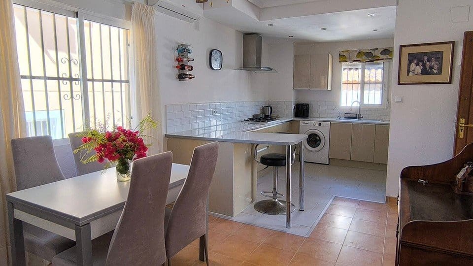 3 sovrum Villa till salu i Algorfa med pool garage - 225 000 € (Ref: 10118014)