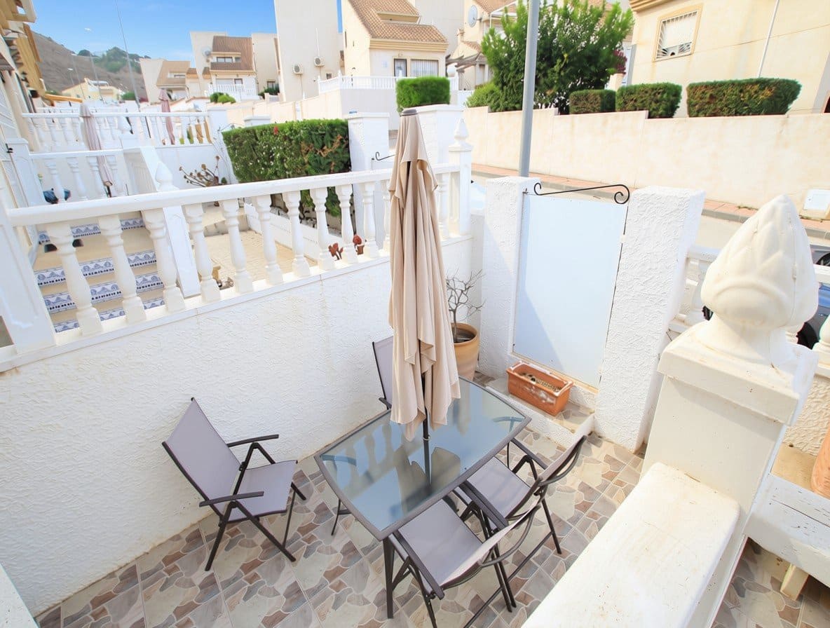 3 sovrum Villa till salu i Benimar med pool garage - 215 000 € (Ref: 10130867)