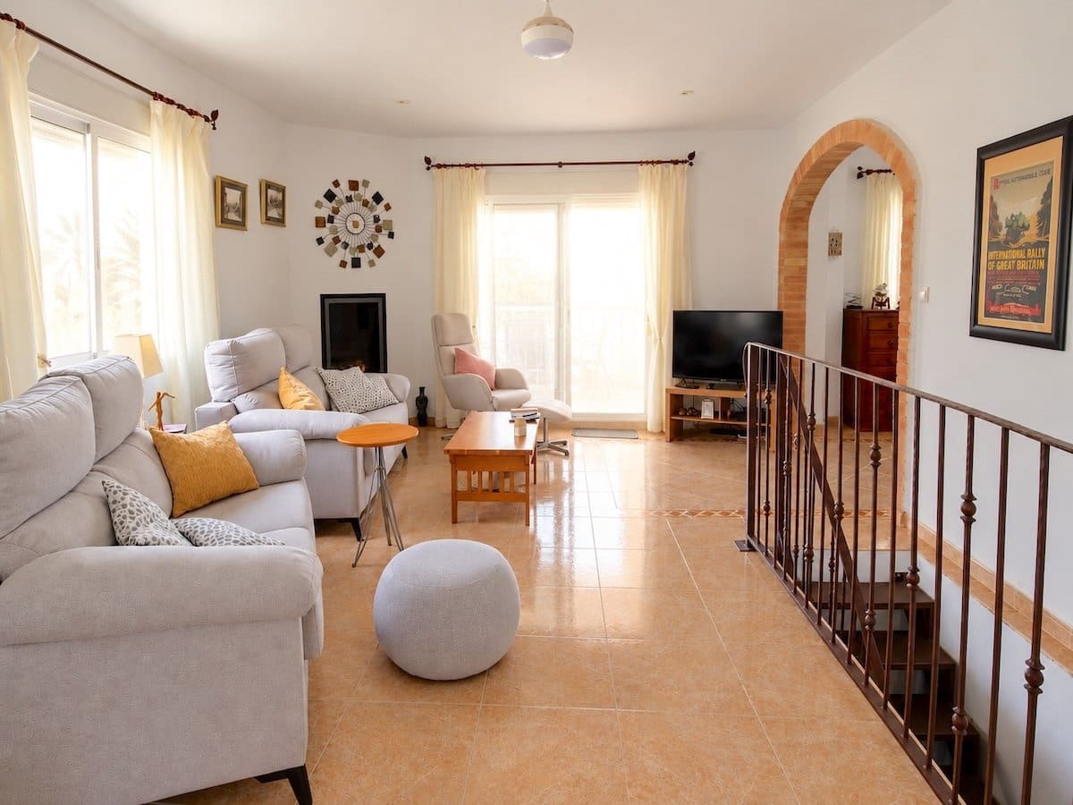 4 sovrum Villa till salu i Benimar med pool garage - 315 000 € (Ref: 10135159)