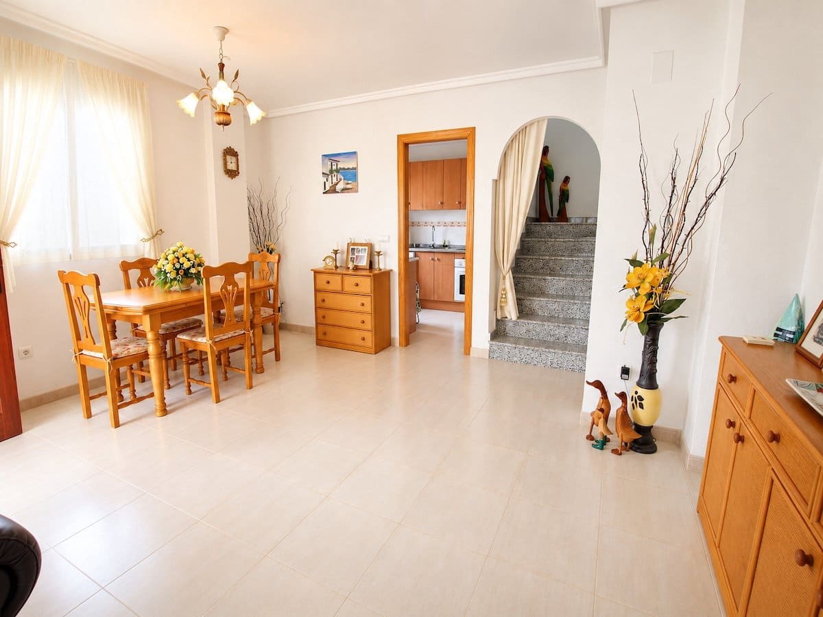 3 sovrum Hus till salu i Ciudad Quesada med pool garage - 239 950 € (Ref: 10136740)