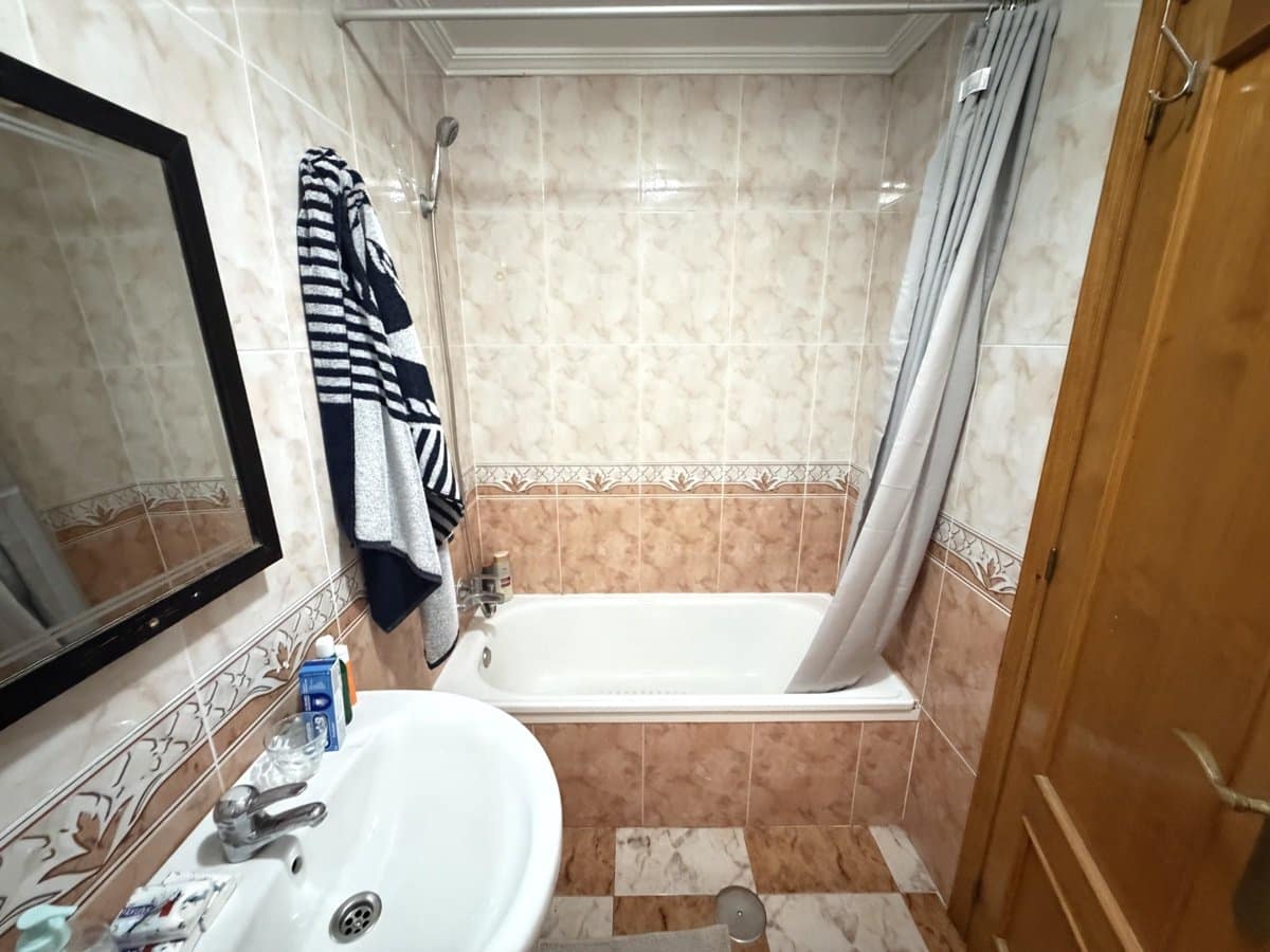 2 Zimmer Apartment zu verkaufen in Villamartin mit Pool - 134.955 € (Ref: 10145079)