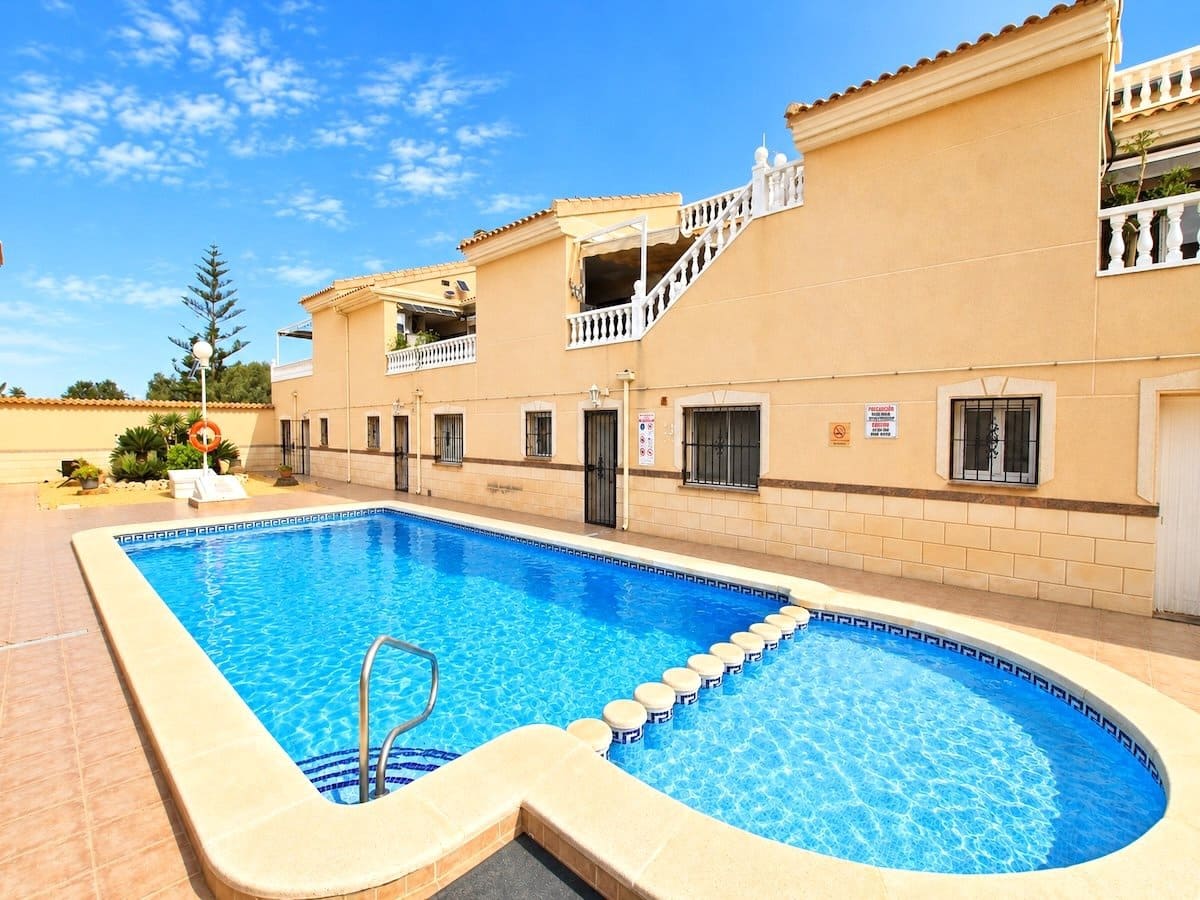 4 chambre Maison de Ville à vendre à Daya Vieja avec piscine garage - 265 000 € (Ref: 10145082)