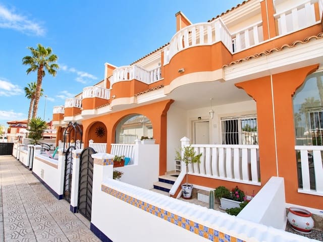 2 makuuhuone Omakotitalo myytävänä paikassa Ciudad Quesada, Rojales mukana uima-altaan - 185 000 € (Ref: 10156825)