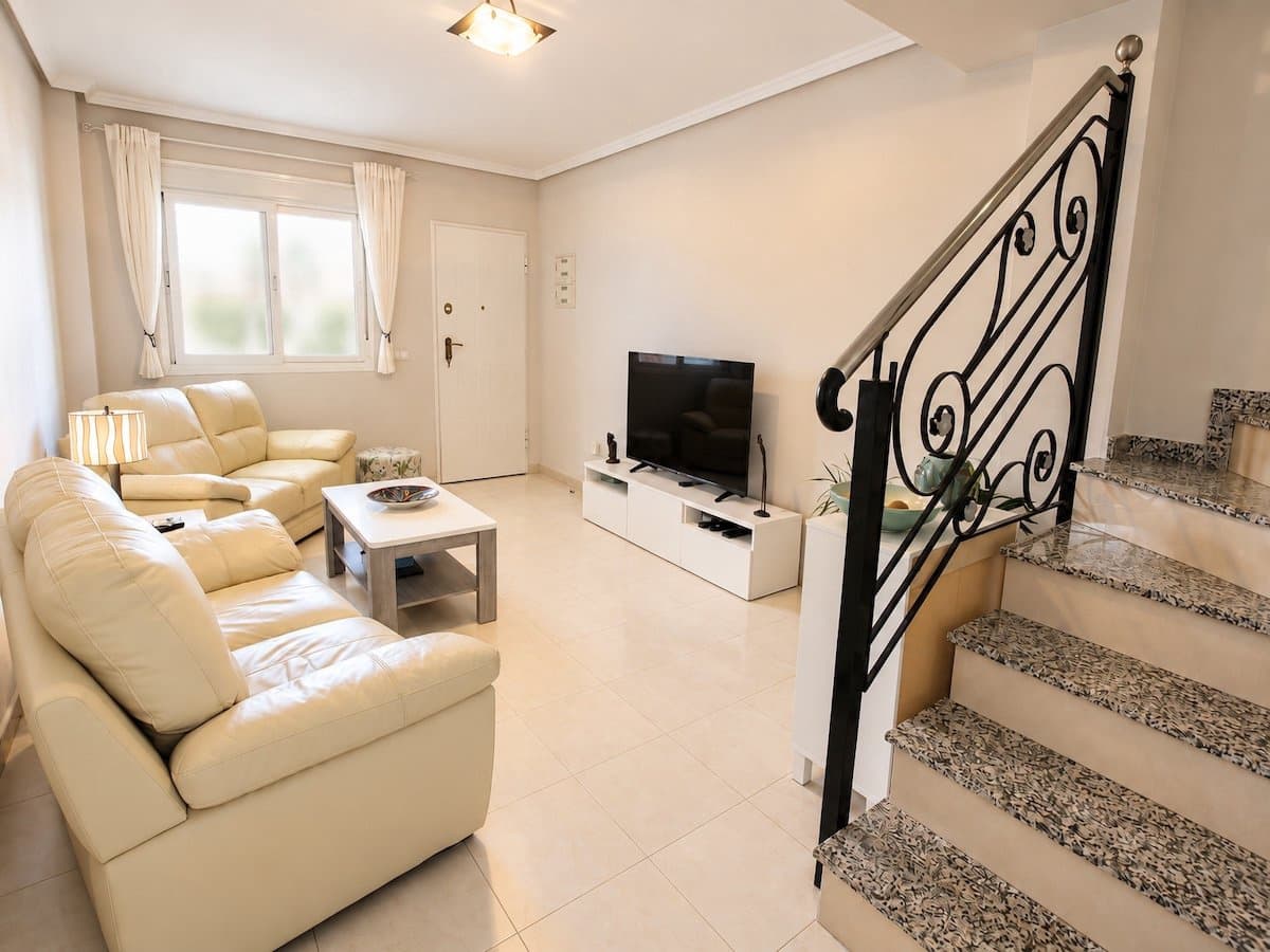 Casa de 2 habitaciones en Ciudad Quesada en venta con piscina - 185.000 € (Ref: 10156825)