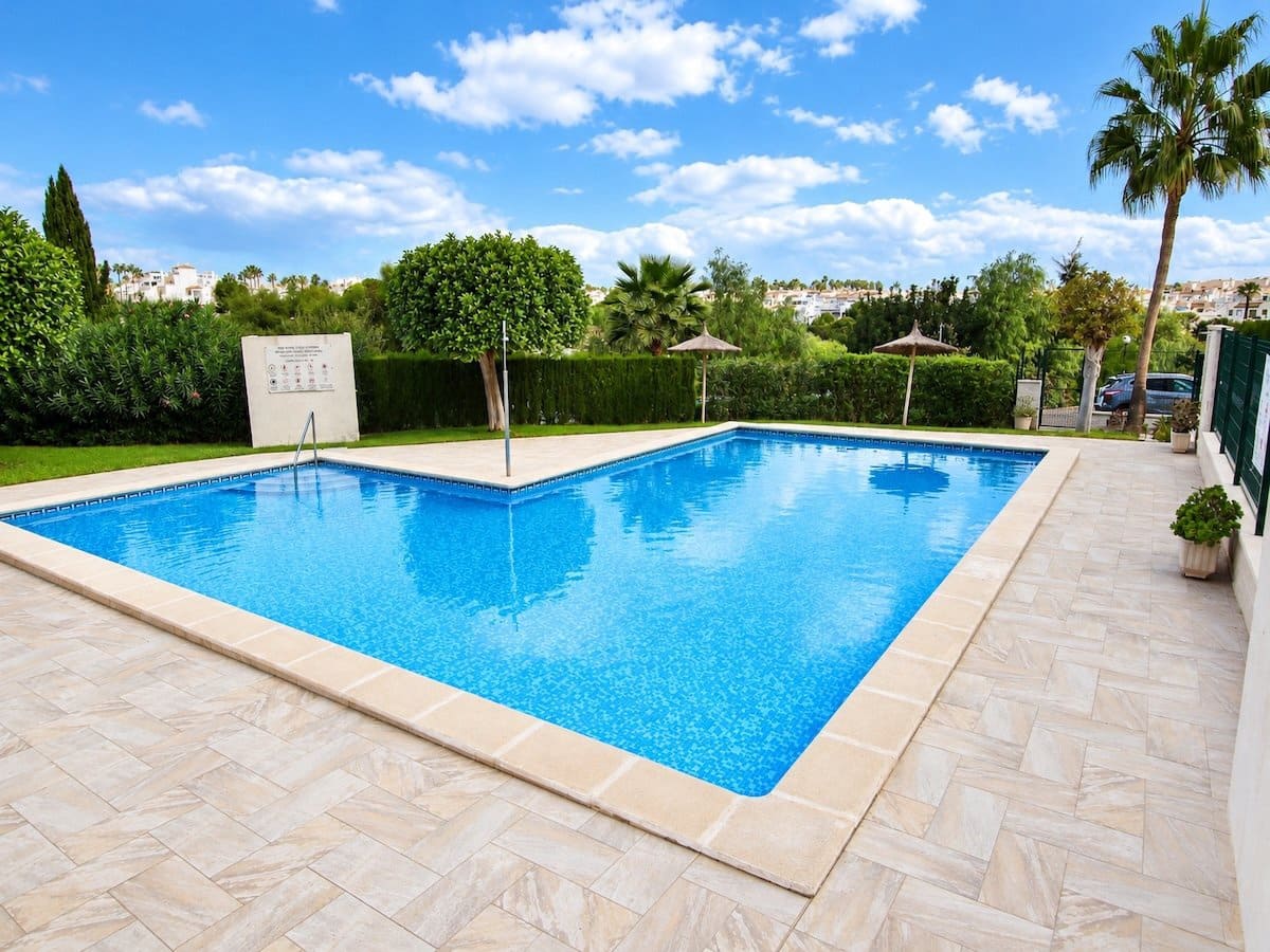 3 soverom Hus til salgs i Playa Flamenca med svømmebasseng garasje - € 269 950 (Ref: 10158475)