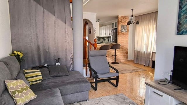 2 soveværelse Villa til salg i El Raso, Guardamar del Segura med swimmingpool - € 275.000 (Ref: 10165593)