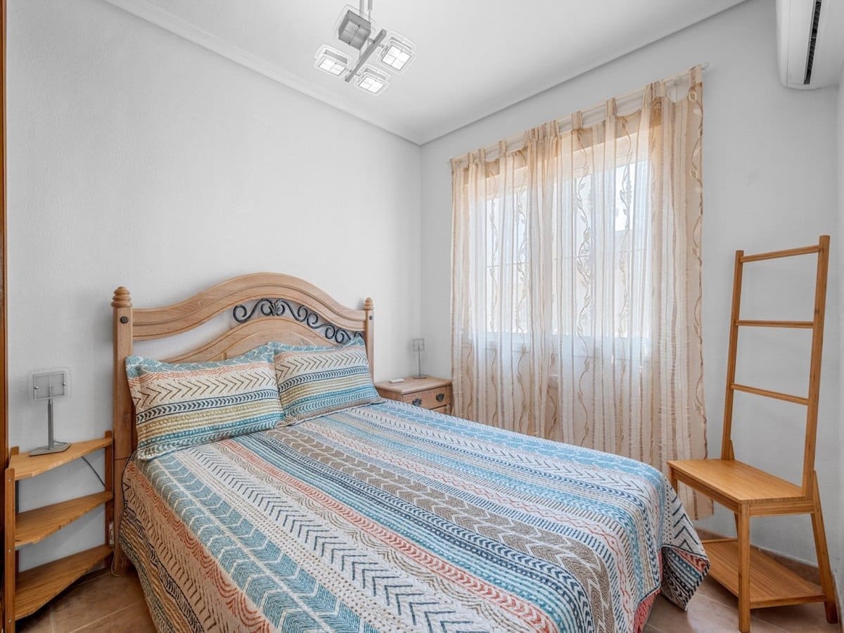 Chalet de 2 habitaciones en Ciudad Quesada en venta con piscina garaje - 169.000 € (Ref: 10166778)