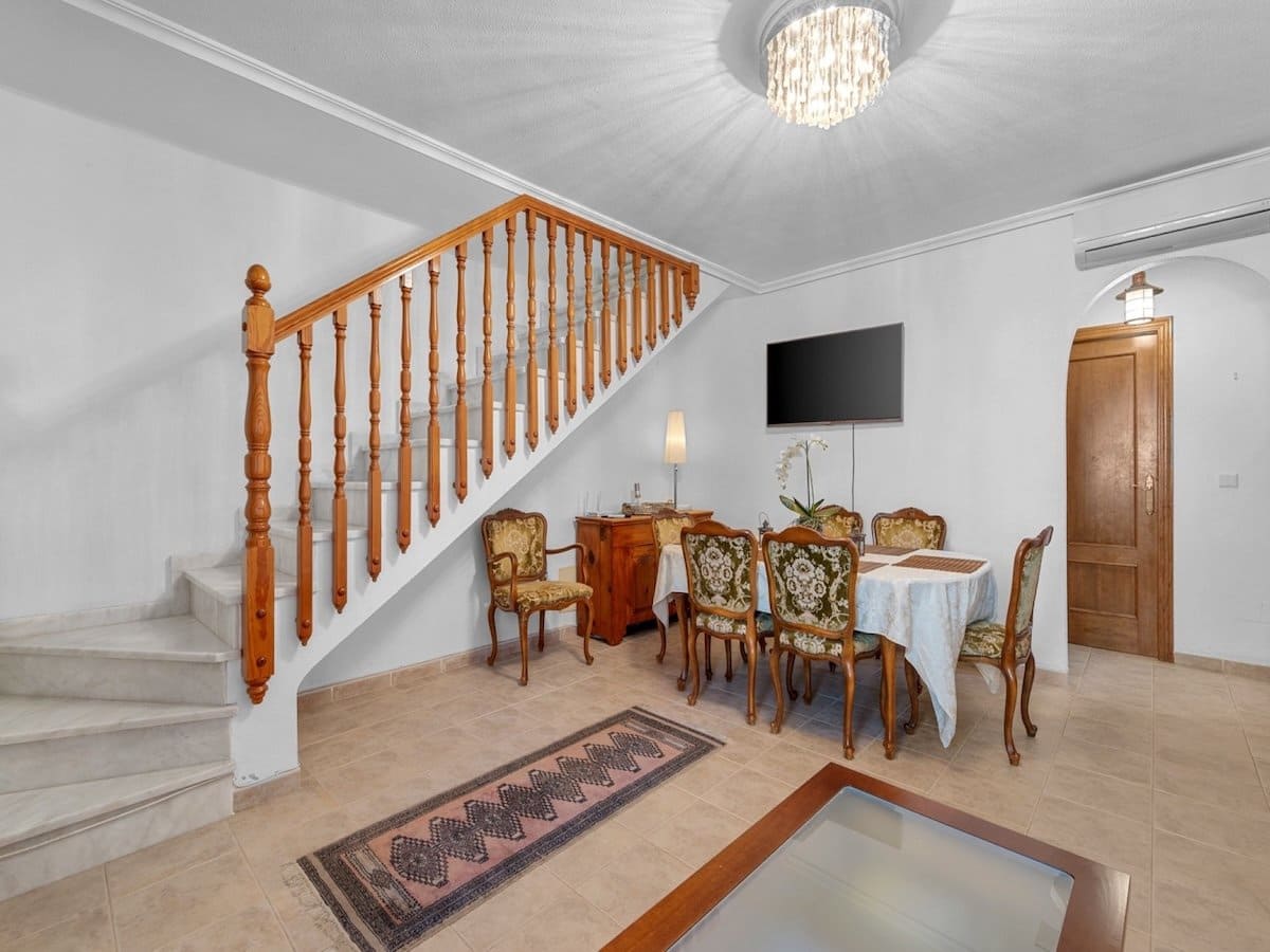 Chalet de 2 habitaciones en Ciudad Quesada en venta con piscina garaje - 169.000 € (Ref: 10166778)