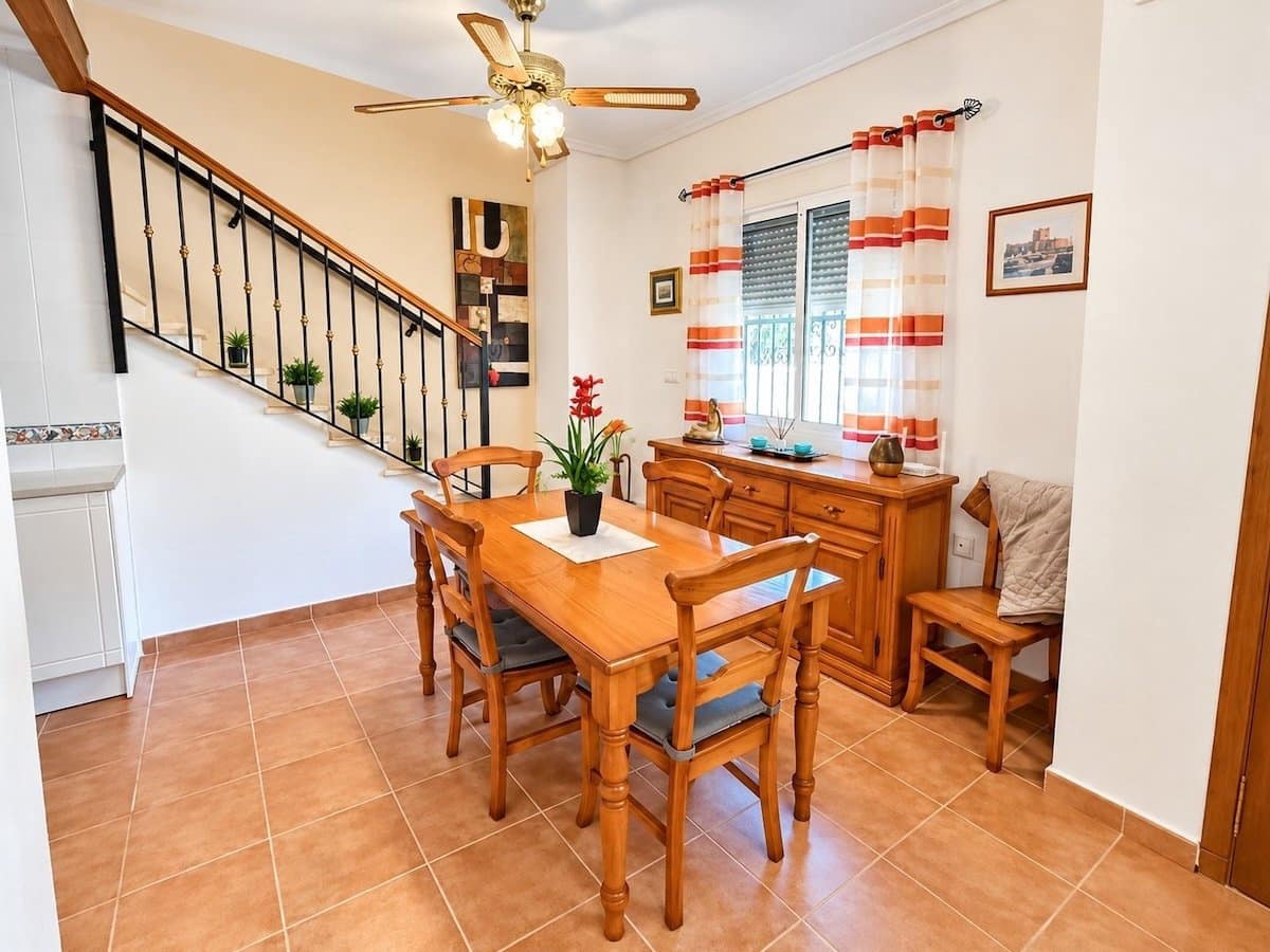 3 bedroom Townhouse for sale in Algorfa with pool garage - € 175,000 (Ref: 10166779)