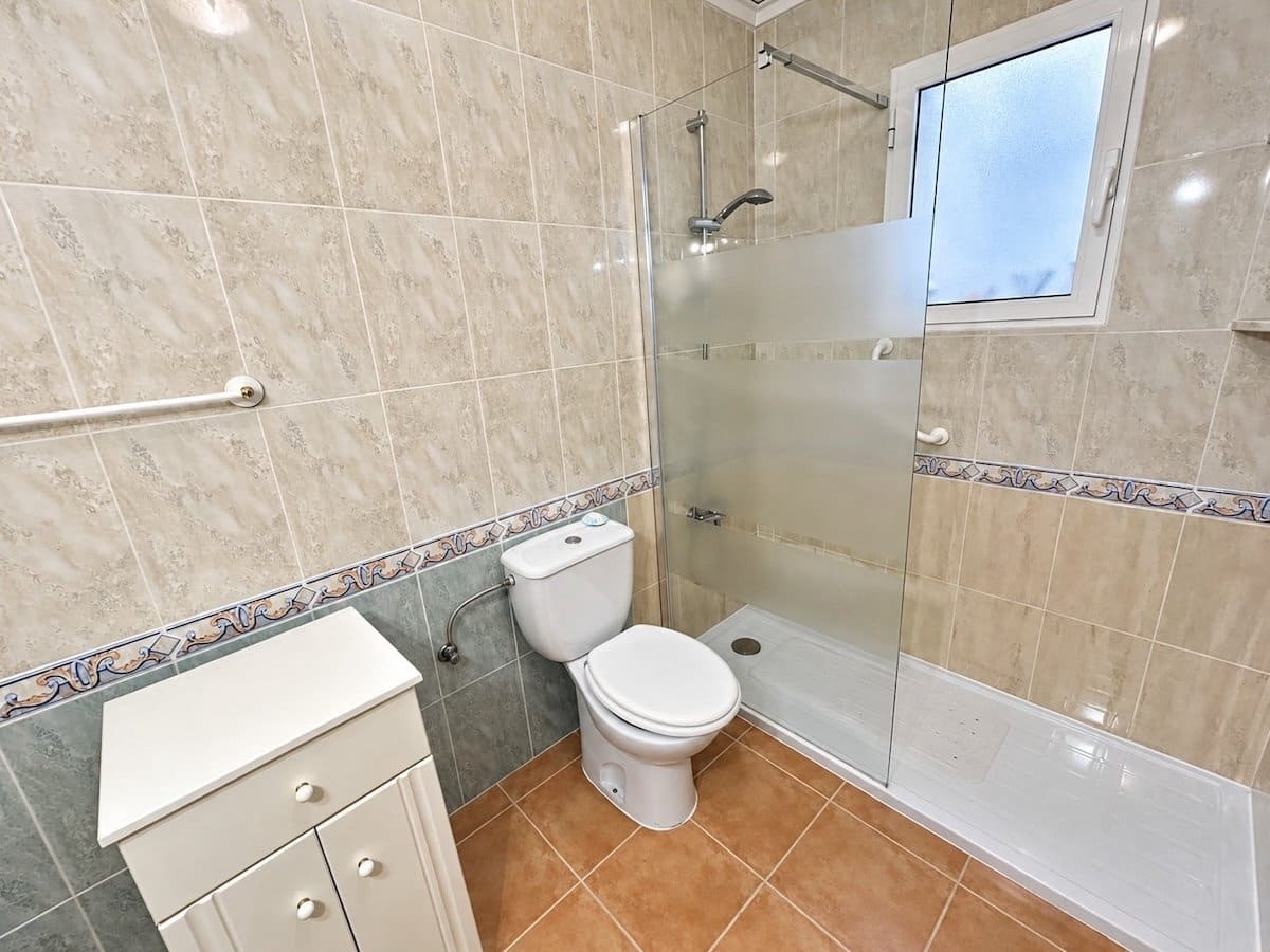 3 bedroom Townhouse for sale in Algorfa with pool garage - € 175,000 (Ref: 10166779)