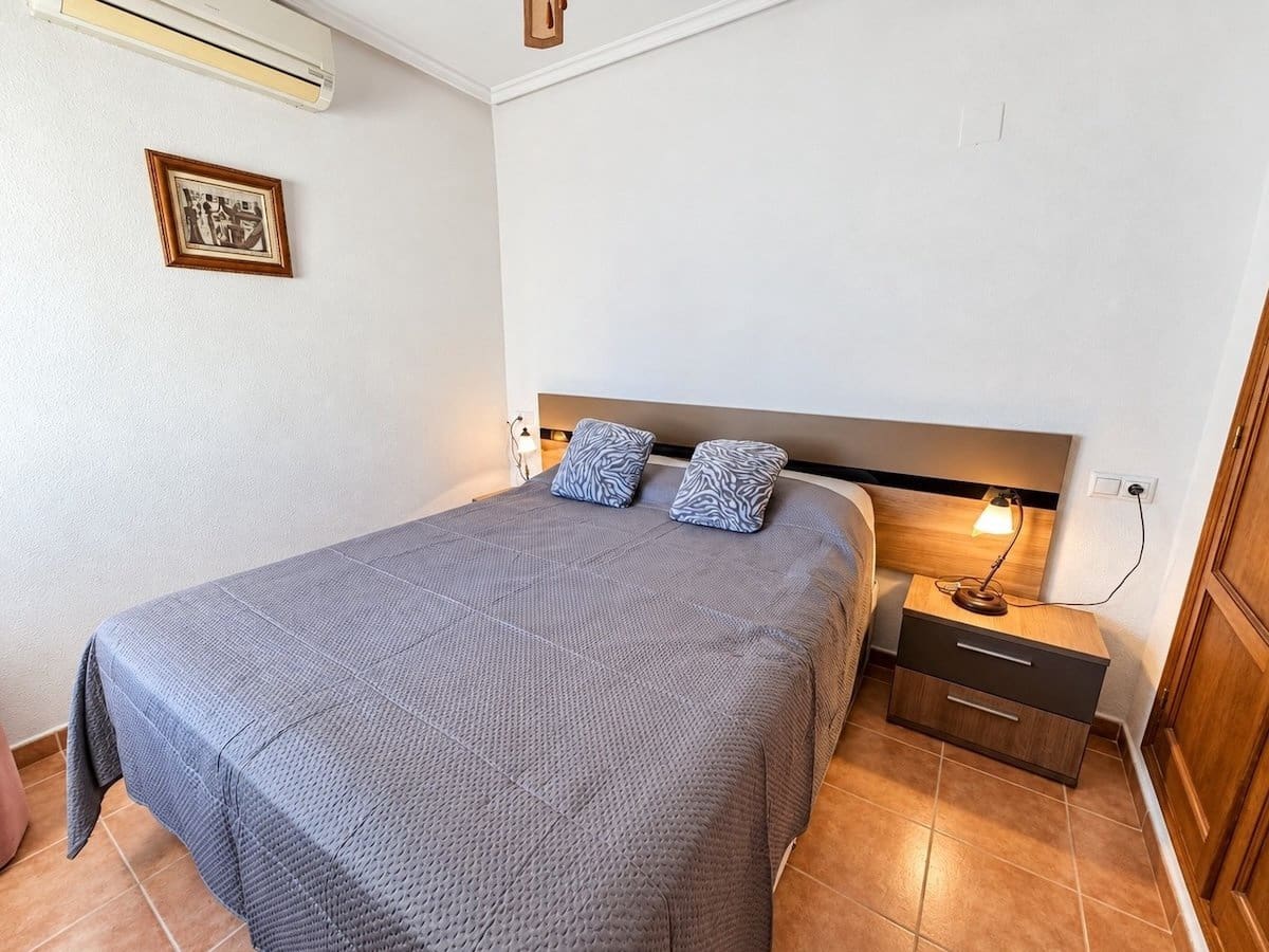 3 bedroom Townhouse for sale in Algorfa with pool garage - € 175,000 (Ref: 10166779)