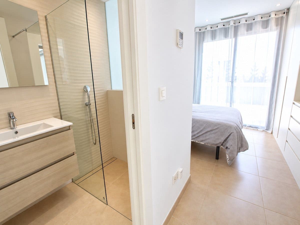 4 bedroom Villa for sale in Benijofar with pool garage - € 420,000 (Ref: 10167466)