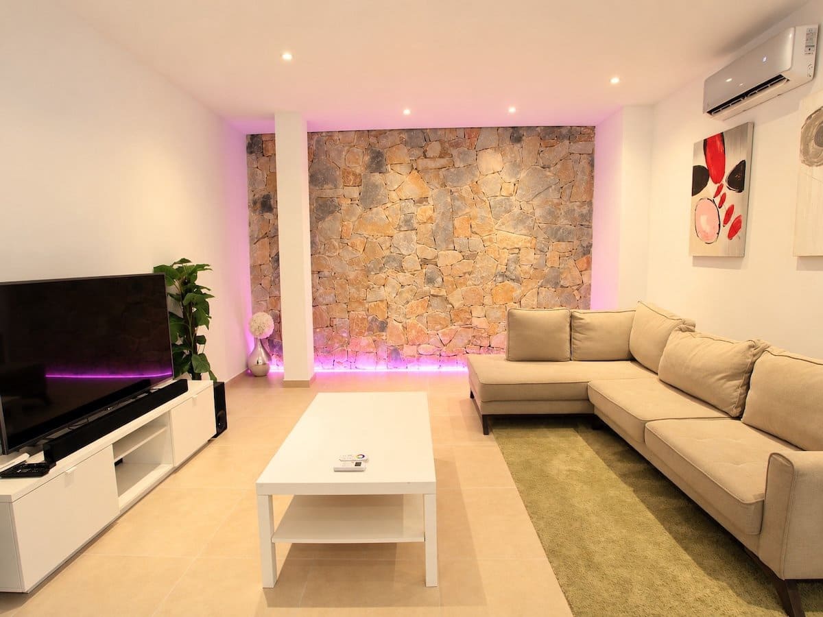 4 bedroom Villa for sale in Benijofar with pool garage - € 420,000 (Ref: 10167466)