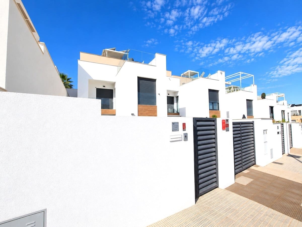 4 bedroom Villa for sale in Benijofar with pool garage - € 420,000 (Ref: 10167466)