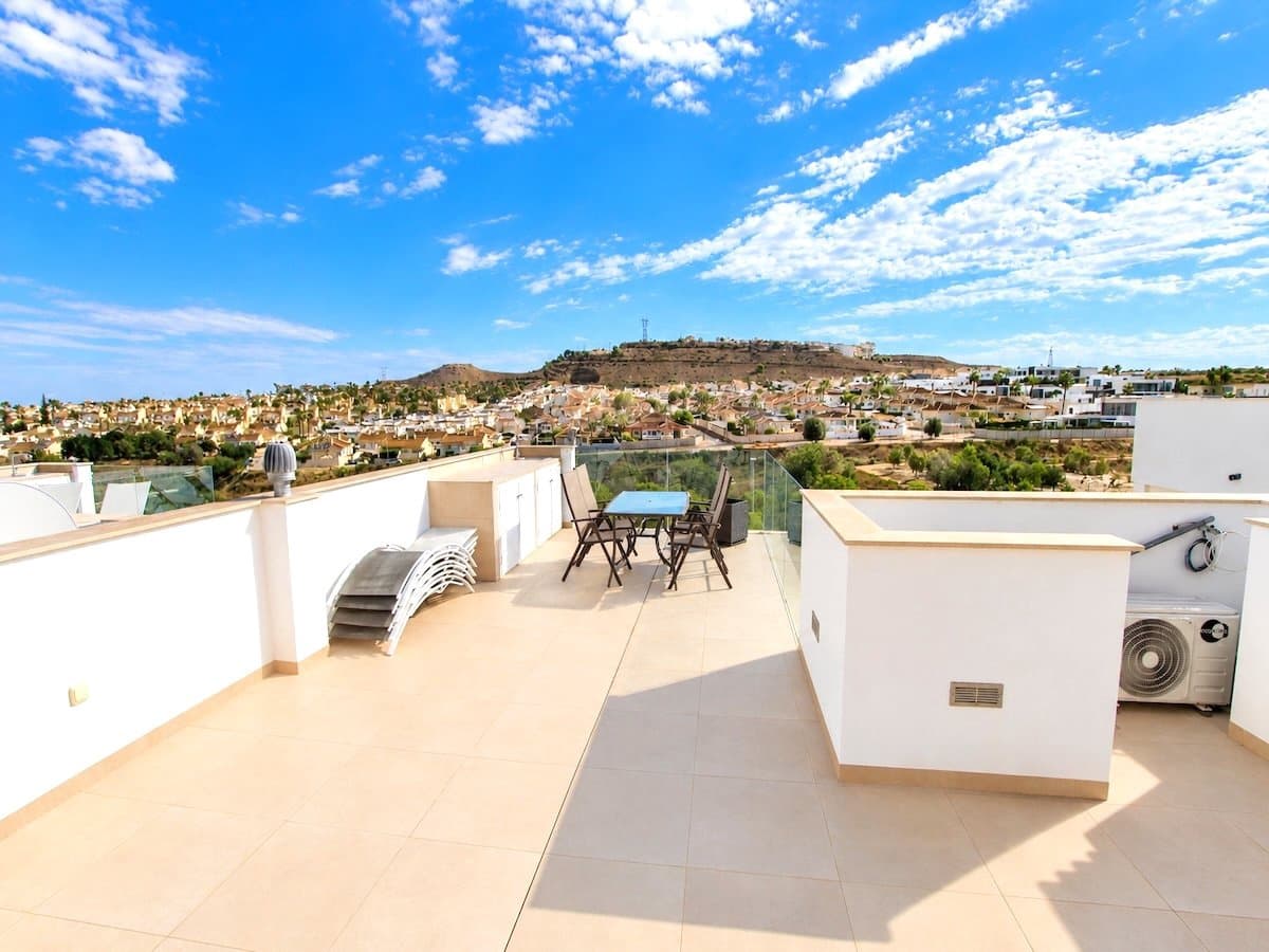 4 bedroom Villa for sale in Benijofar with pool garage - € 420,000 (Ref: 10167466)