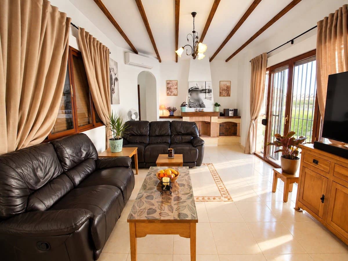 3 bedroom Villa for sale in Formentera del Segura with pool garage - € 399,000 (Ref: 10167581)