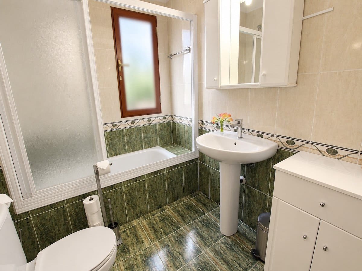 3 bedroom Villa for sale in Formentera del Segura with pool garage - € 399,000 (Ref: 10167581)
