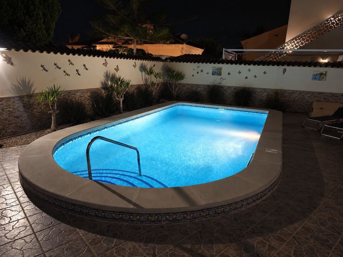 3 bedroom Villa for sale in Formentera del Segura with pool garage - € 399,000 (Ref: 10167581)