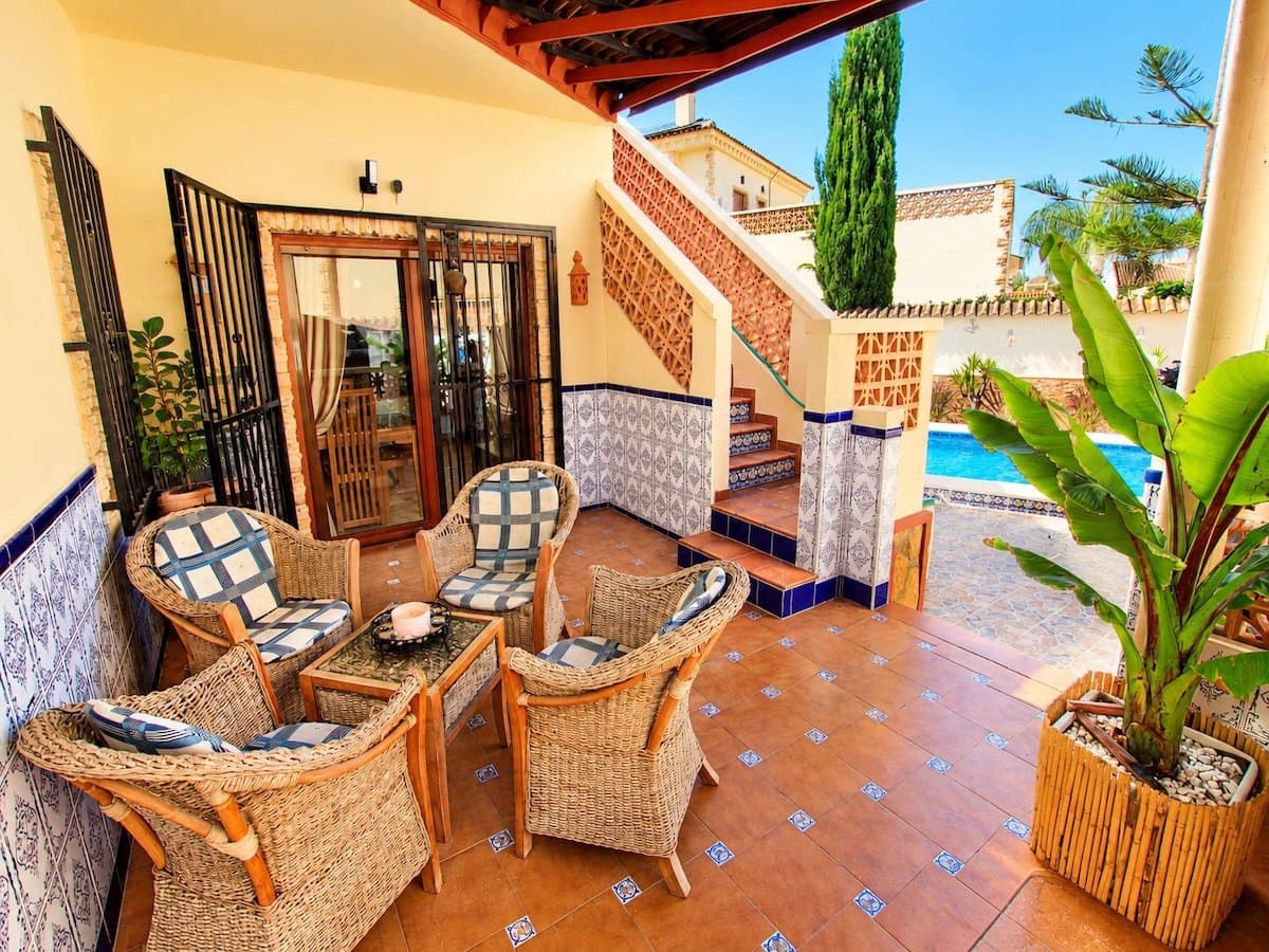 3 bedroom Villa for sale in Formentera del Segura with pool garage - € 399,000 (Ref: 10167581)