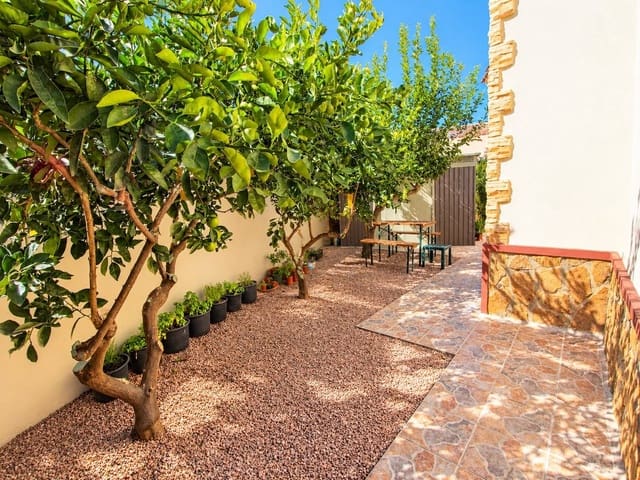 3 Zimmer Villa zu verkaufen in Formentera del Segura mit Pool Garage - 399.000 € (Ref: 10167581)