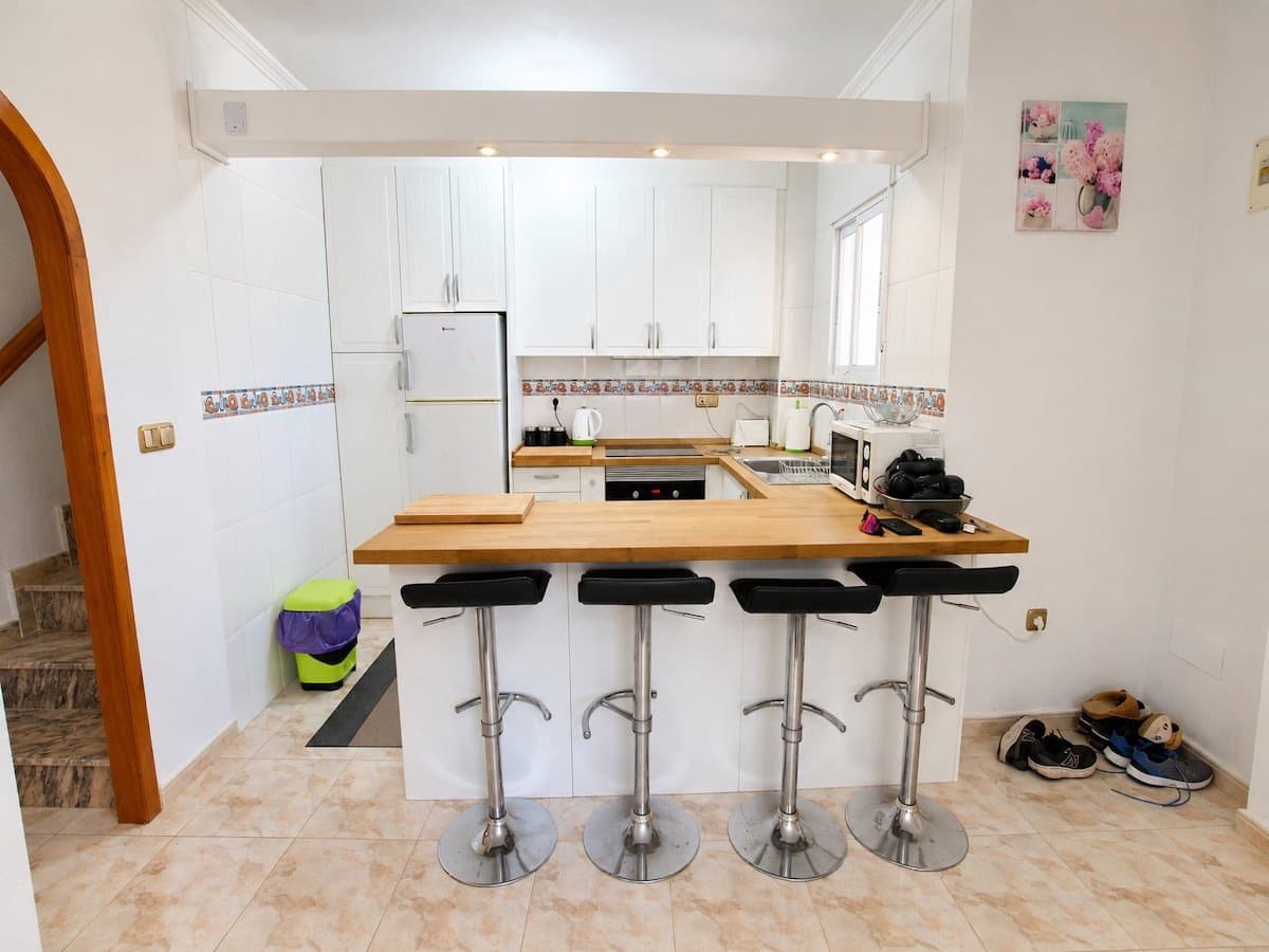 2 soveværelse Byhus til salg i Playa Flamenca med swimmingpool garage - € 215.000 (Ref: 10169381)