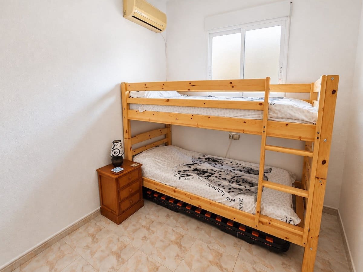 2 soveværelse Byhus til salg i Playa Flamenca med swimmingpool garage - € 215.000 (Ref: 10169381)