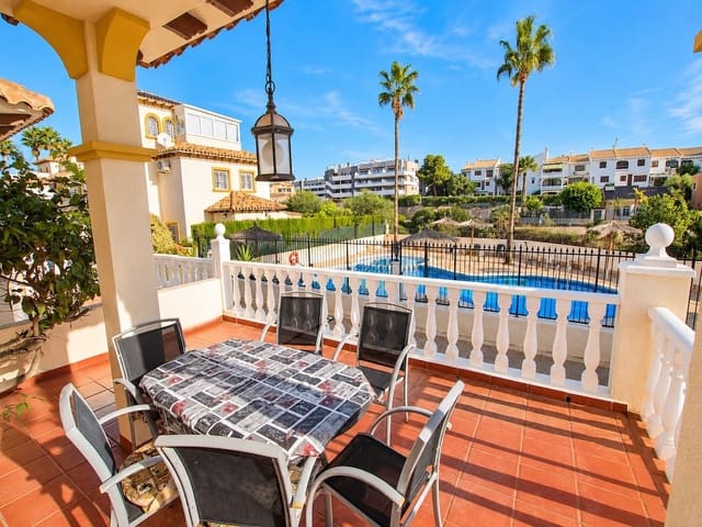 2 soveværelse Byhus til salg i Playa Flamenca, Orihuela med swimmingpool garage - € 215.000 (Ref: 10169381)