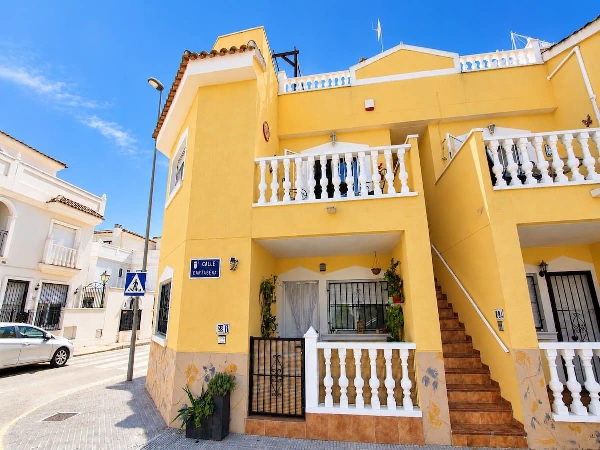 2 soveværelse Lejlighed til salg i Formentera del Segura med swimmingpool - € 117.000 (Ref: 10169382)