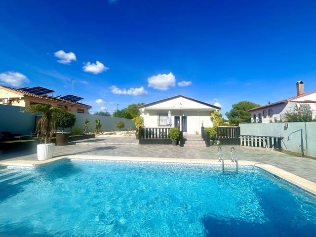 2 slaapkamer Villa te koop in Pinar de Campoverde, Pilar de la Horadada met zwembad - € 295.000 (Ref: 10172372)