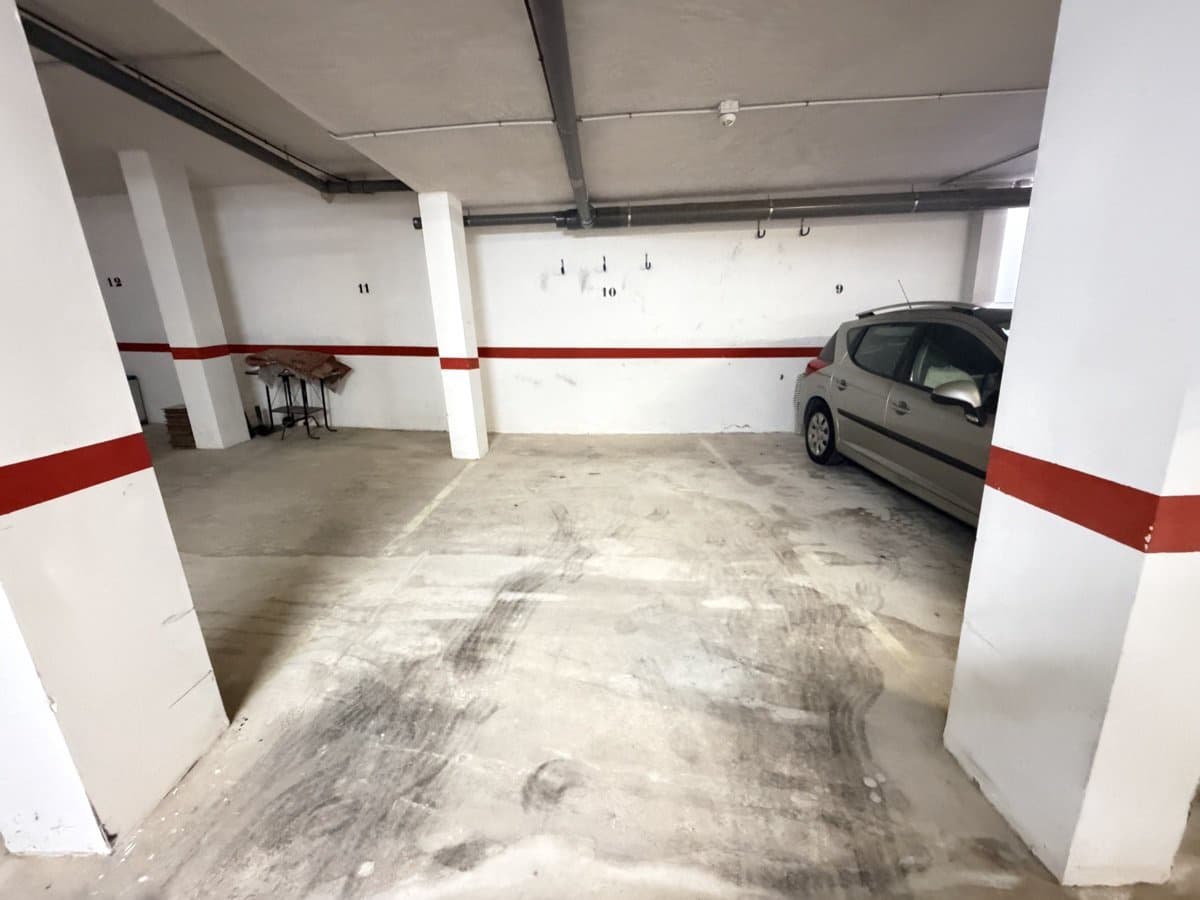 2 soveværelse Lejlighed til salg i Villamartin med swimmingpool garage - € 159.995 (Ref: 10179418)