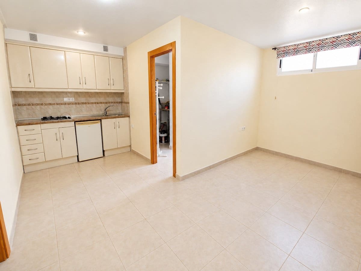 3 bedroom Townhouse for sale in Benijofar with pool - € 225,000 (Ref: 10179419)