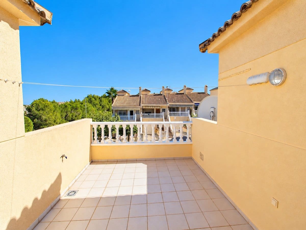 3 bedroom Townhouse for sale in Benijofar with pool - € 225,000 (Ref: 10179419)