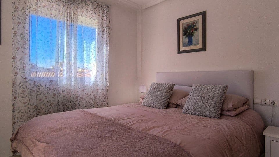 Casa de 3 habitaciones en Ciudad Quesada en venta con piscina - 225.000 € (Ref: 10182139)