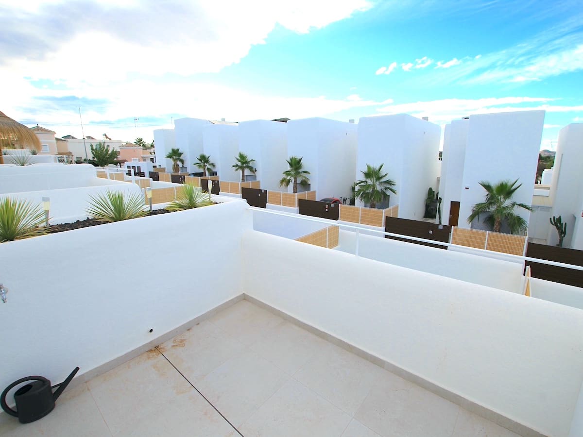 3 sypialnia Willa na sprzedaż w La Marina z basenem - 345 000 € (Ref: 8574968)