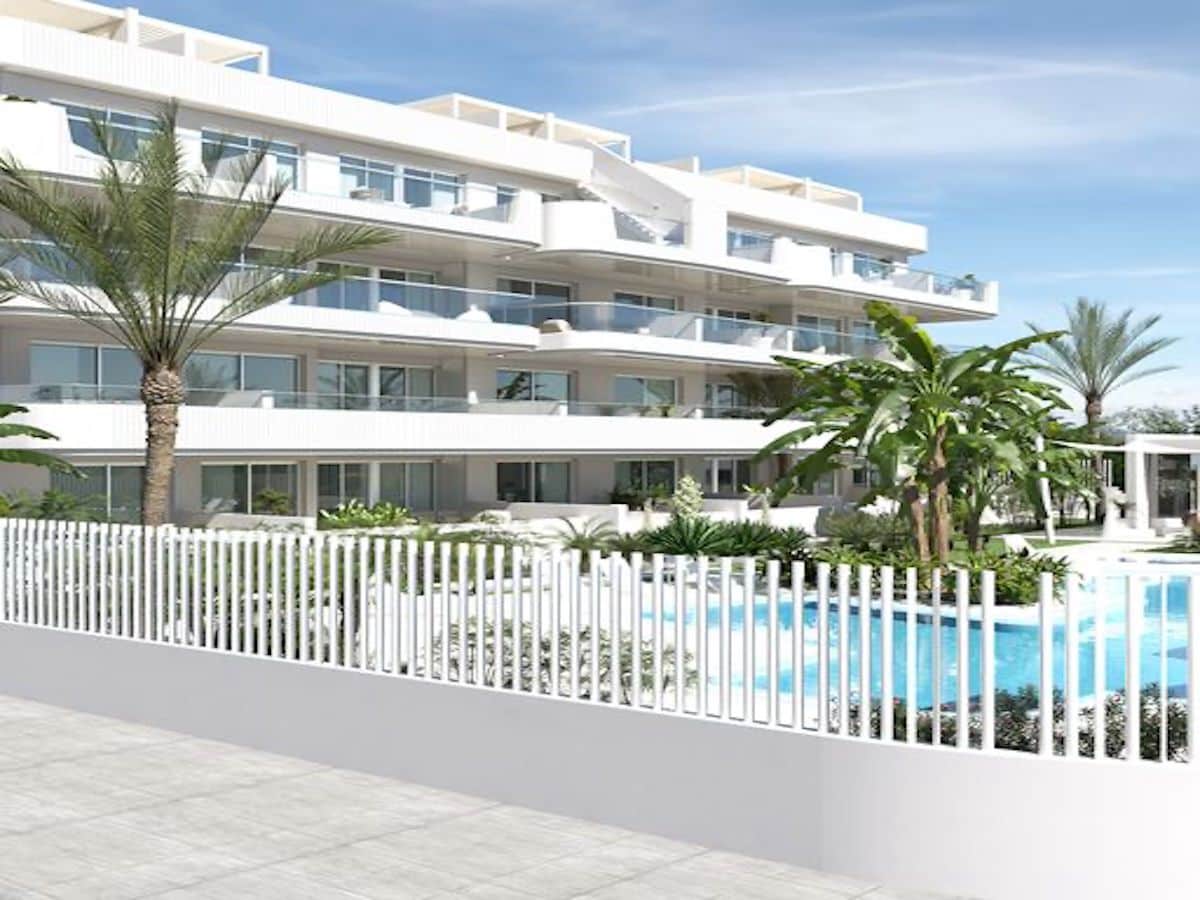 2 bedroom Apartment for sale in Cabo Roig - € 440,000 (Ref: 8611533)