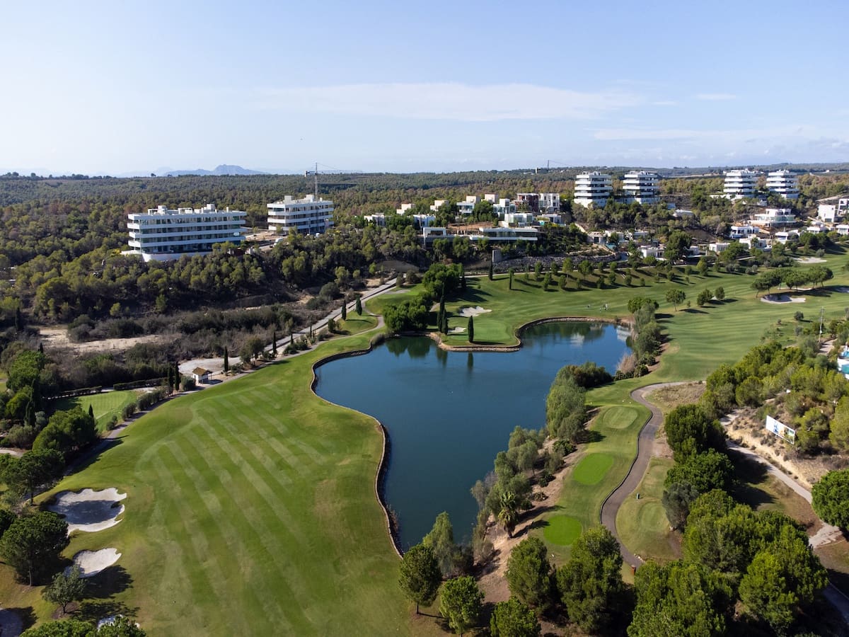 3 sovrum Villa till salu i Las Colinas Golf med pool - 900 000 € (Ref: 8617776)