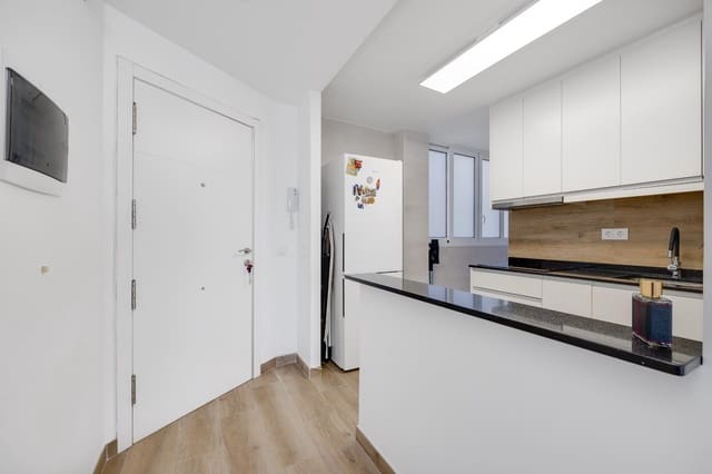 3 Zimmer Apartment zu verkaufen in Torrevieja - 289.900 € (Ref: 8681560)