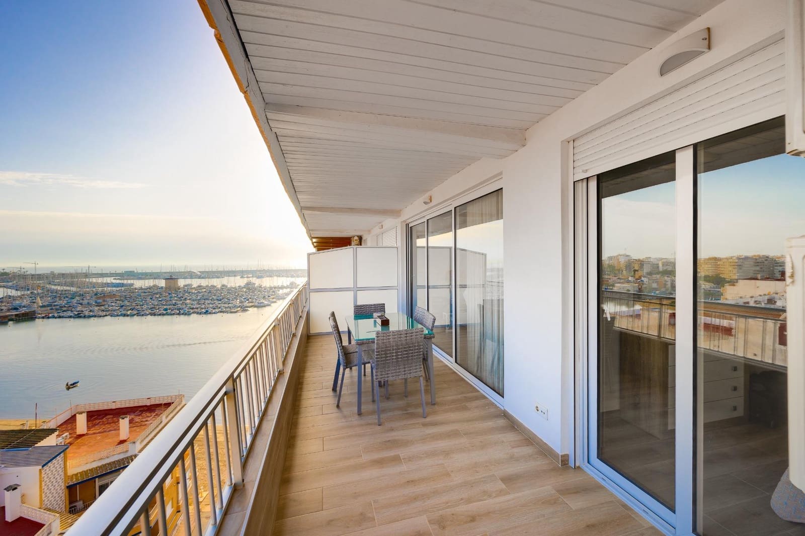 3 Zimmer Apartment zu verkaufen in Torrevieja - 289.900 € (Ref: 8681560)